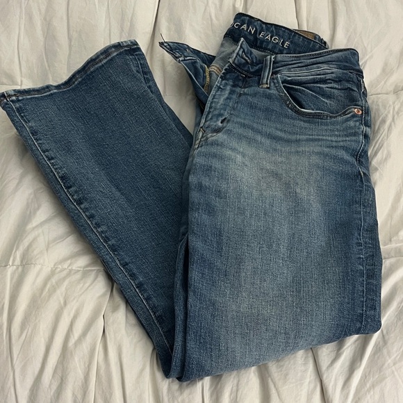 American Eagle Outfitters Denim - American Eagle Outfitters Women's Classic Blue Straight Leg Jeans